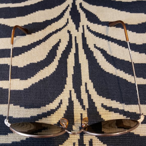 90\'s Giorgio Armani 221 816 OVAL Amber Tinted Gold Wire-Rimmed Sunglasses 52-16 main image 12
